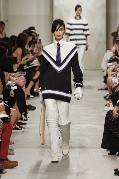 Look 7